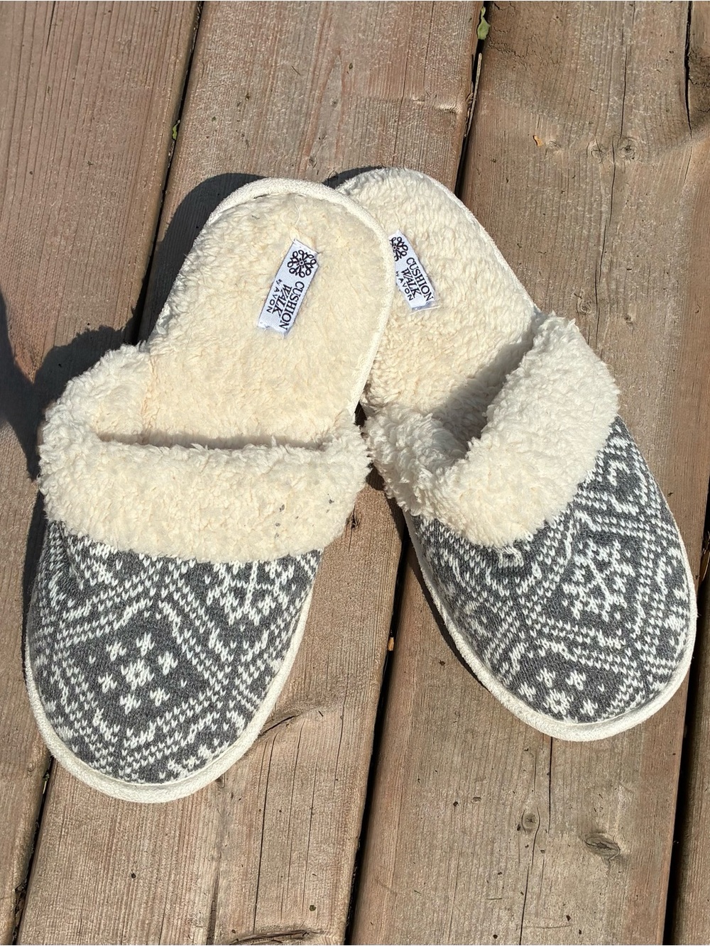 New Avon Cushion Walk Plush Lined Slippers - Cream & Gray